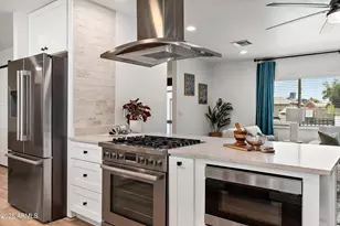 1810 E Auburn Dr, Tempe, AZ 85283 - Photo 4