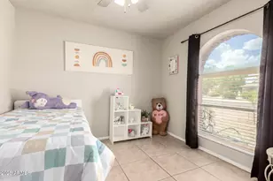 4601 W Golden Ln, Glendale, AZ 85302 - Photo 20