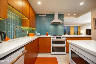 2323 N Central Avenue #1404, Phoenix, AZ 85004 - Photo 16