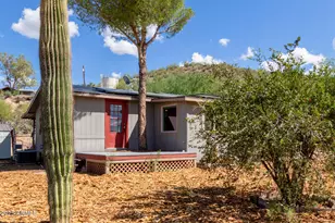 33541 S Mountain View Rd, Black Canyon City, AZ 85324 - Photo 4