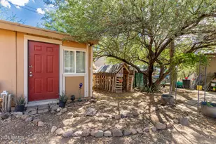 33541 S Mountain View Rd, Black Canyon City, AZ 85324 - Photo 24