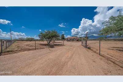 8910 S Rio Santiago --, Hereford, AZ 85615 - Photo 10