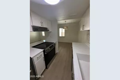 8037 E Glenrosa Avenue, Scottsdale, AZ 85251 - Photo 4