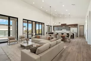1730 W Sentinel Rock Rd, Phoenix, AZ 85086 - Photo 4