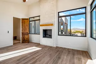 1730 W Sentinel Rock Rd, Phoenix, AZ 85086 - Photo 4