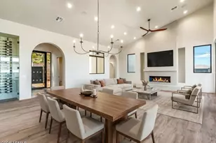 1730 W Sentinel Rock Rd, Phoenix, AZ 85086 - Photo 1