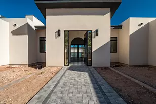 1730 W Sentinel Rock Rd, Phoenix, AZ 85086 - Photo 8