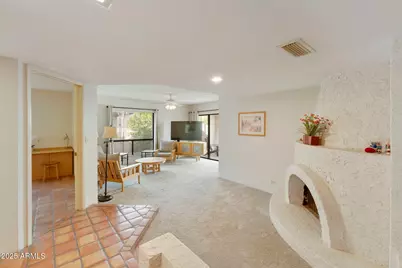 9406 S 47th Place, Phoenix, AZ 85044 - Photo 2