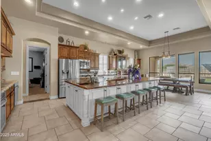 810 W Hidden Vly Dr, Phoenix, AZ 85086 - Photo 8