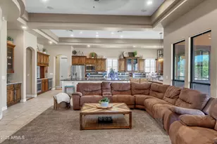 810 W Hidden Vly Dr, Phoenix, AZ 85086 - Photo 14