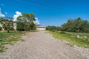 7690 S Circle S Dr, Hereford, AZ 85615 - Photo 36