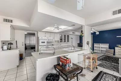 18415 N Palo Verde Drive, Sun City, AZ 85373 - Photo 12