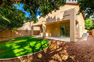 10385 W Robin Ln, Peoria, AZ 85383 - Photo 46