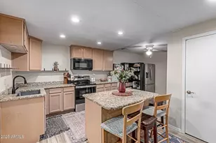 4102 W Acoma Dr, Phoenix, AZ 85053 - Photo 40