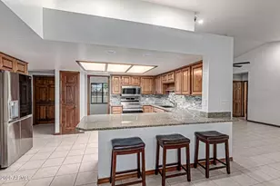 4102 W Acoma Dr, Phoenix, AZ 85053 - Photo 14