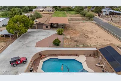 4102 W Acoma Drive, Phoenix, AZ 85053 - Photo 8