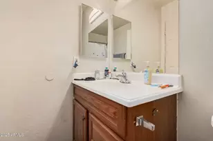 1802 W Sherman St, Phoenix, AZ 85007 - Photo 20