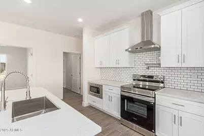 10599 E Kristen Lane, San Tan Valley, AZ 85143 - Photo 18