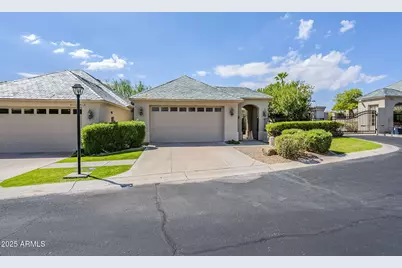 16540 E El Lago Boulevard #33, Fountain Hills, AZ 85268 - Photo 1