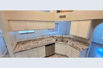 1601 W Oakland Street, Chandler, AZ 85224 - Photo 14