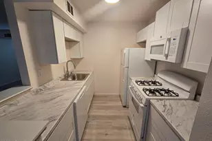 1701 W Tuckey Ln, Phoenix, AZ 85015 - Photo 1