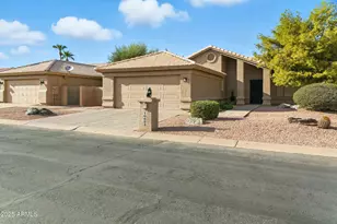 10622 E Nacoma Dr, Sun Lakes, AZ 85248 - Photo 1