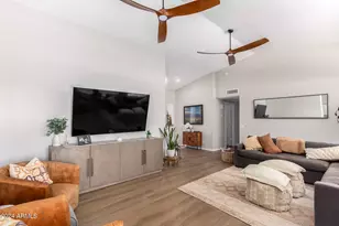 1543 E Gleneagle Dr, Chandler, AZ 85249 - Photo 4