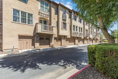 2450 E Roma Avenue #8, Phoenix, AZ 85016 - Photo 2