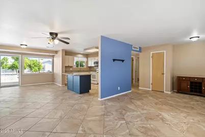 10638 W Alabama Avenue, Sun City, AZ 85351 - Photo 2