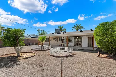 10638 W Alabama Avenue, Sun City, AZ 85351 - Photo 14