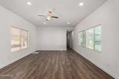 12814 N 19th Place #19, Phoenix, AZ 85022 - Photo 8