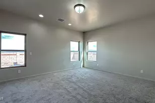 6879 E Vaquero Circle, Hereford, AZ 85615 - Photo 14