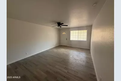 7101 N 36th Avenue #102, Phoenix, AZ 85051 - Photo 2