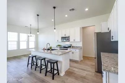 11000 W Cove Drive, Arizona City, AZ 85123 - Photo 4