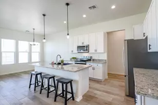 11000 W Cove Dr, Arizona City, AZ 85123 - Photo 4