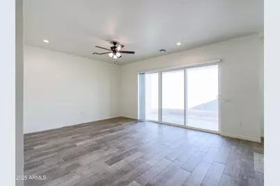 11000 W Cove Drive, Arizona City, AZ 85123 - Photo 12