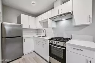 3025 N 32nd St, Phoenix, AZ 85018 - Photo 8