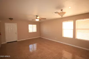 10533 W Louise Dr, Peoria, AZ 85383 - Photo 4