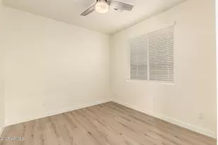 129 W Latona Rd, Phoenix, AZ 85041 - Photo 20