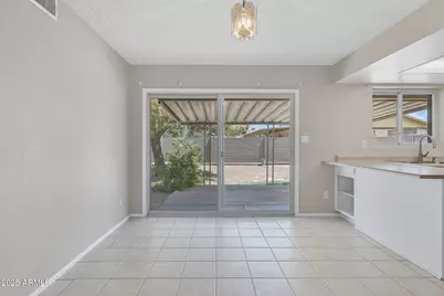 4121 N 89th Lane, Phoenix, AZ 85037 - Photo 10