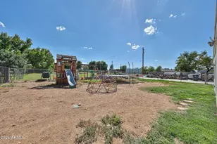 7025 W Country Gables Dr, Peoria, AZ 85381 - Photo 44