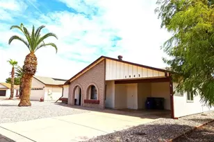 1043 S Florence Dr, Mesa, AZ 85208 - Photo 1