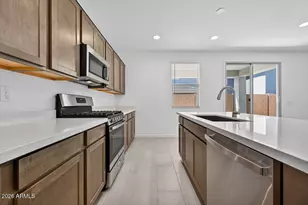 25219 N 165th Ln, Surprise, AZ 85387 - Photo 8