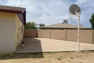 11615 N 39th Dr, Phoenix, AZ 85029 - Photo 10