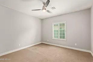 1002 E Medlock Dr, Phoenix, AZ 85014 - Photo 32