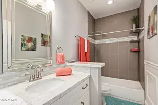 1002 E Medlock Dr, Phoenix, AZ 85014 - Photo 36