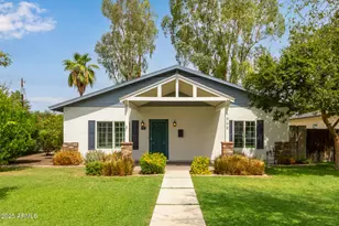 1002 E Medlock Dr, Phoenix, AZ 85014 - Photo 2