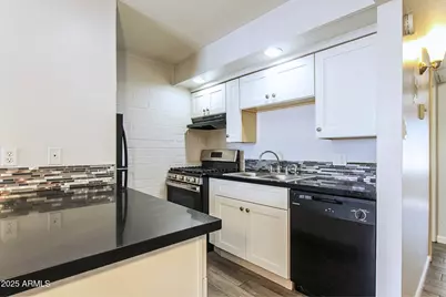 6320 N 16th Street #209, Phoenix, AZ 85016 - Photo 6