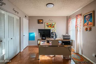 19249 N 23rd Ave, Phoenix, AZ 85027 - Photo 16