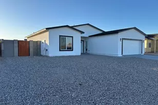 15604 S Cherry Hills Dr, Arizona City, AZ 85123 - Photo 2